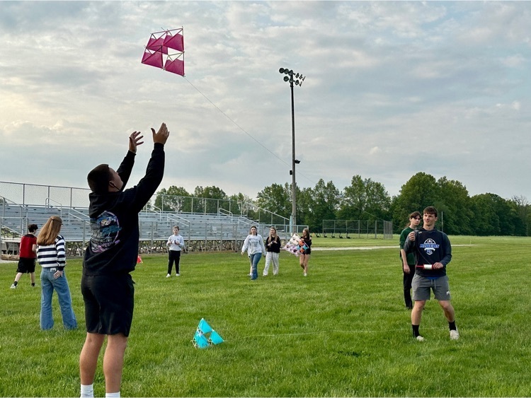 HS geometry students flying kites.